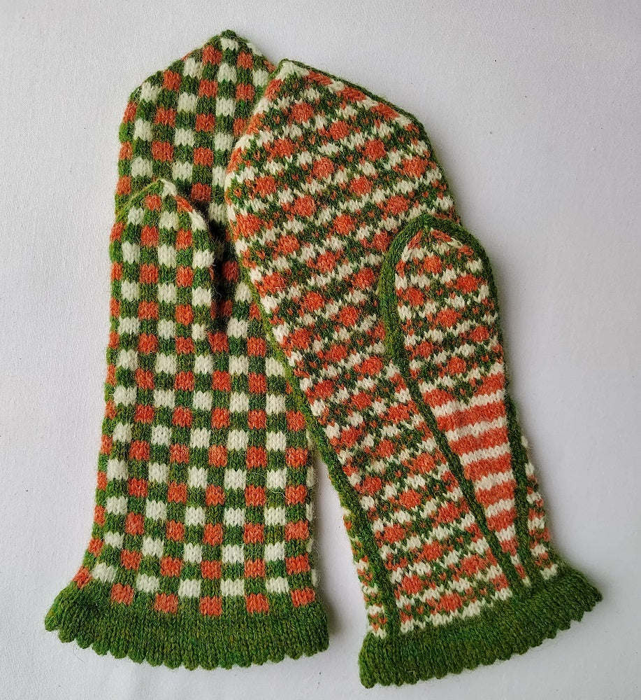 Knitting Jenny Pattern 14 and 15